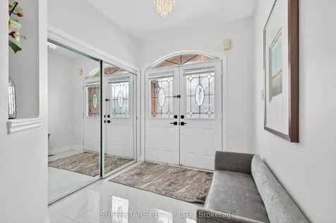 68 Albright Crescent Richmond Hill ON L4E 4Z4