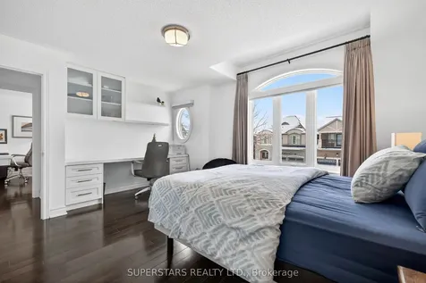 68 Albright Crescent Richmond Hill ON L4E 4Z4