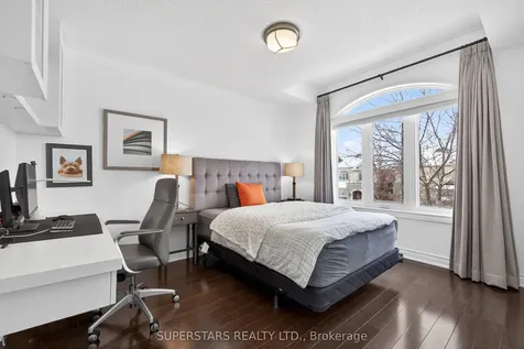 68 Albright Crescent Richmond Hill ON L4E 4Z4
