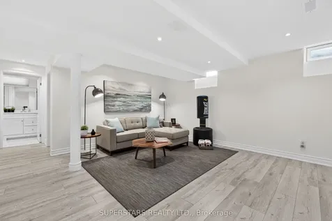 68 Albright Crescent Richmond Hill ON L4E 4Z4