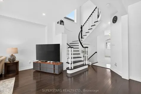68 Albright Crescent Richmond Hill ON L4E 4Z4