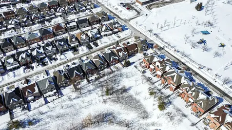 68 Albright Crescent Richmond Hill ON L4E 4Z4
