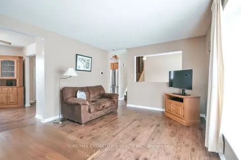 169 Oriole Drive East Gwillimbury ON L9N 1G9