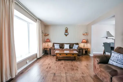 169 Oriole Drive East Gwillimbury ON L9N 1G9