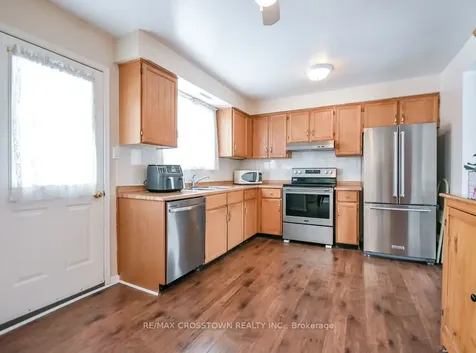 169 Oriole Drive East Gwillimbury ON L9N 1G9