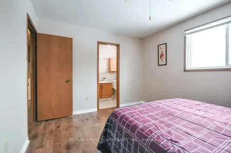 169 Oriole Drive East Gwillimbury ON L9N 1G9
