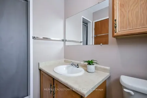 169 Oriole Drive East Gwillimbury ON L9N 1G9