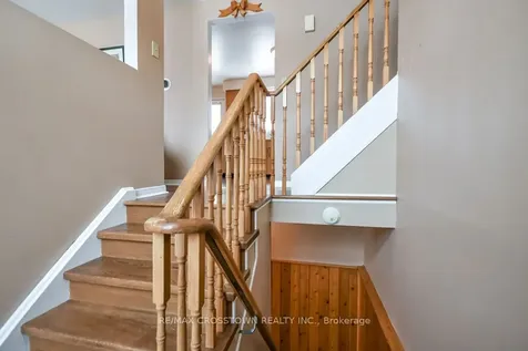 169 Oriole Drive East Gwillimbury ON L9N 1G9