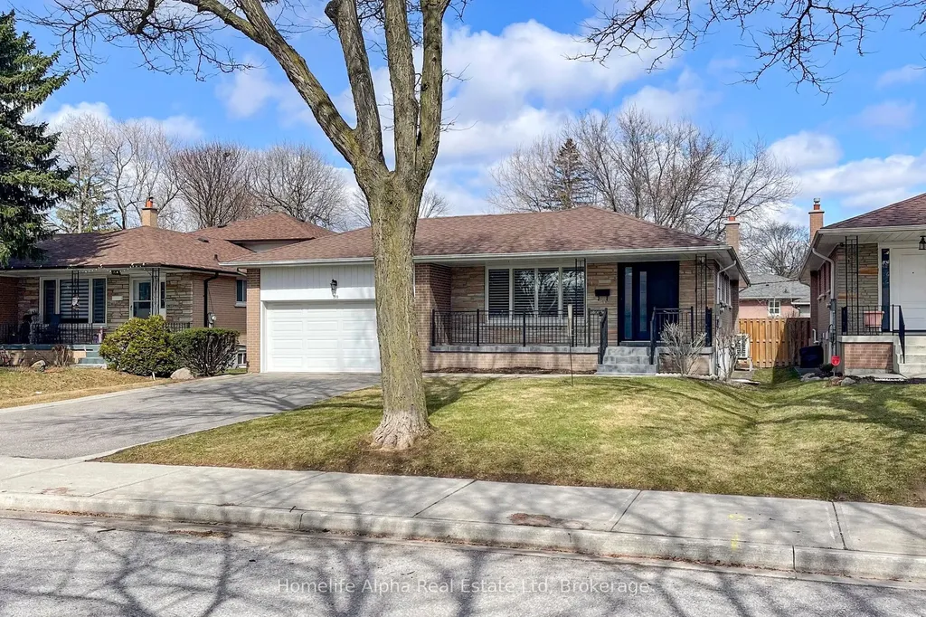 373 Becker Road Richmond Hill ON L4C 2S3