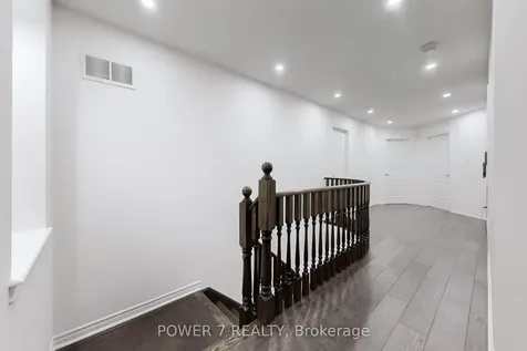 1276 Shortreed Terrace S Newmarket ON L3X 0C9