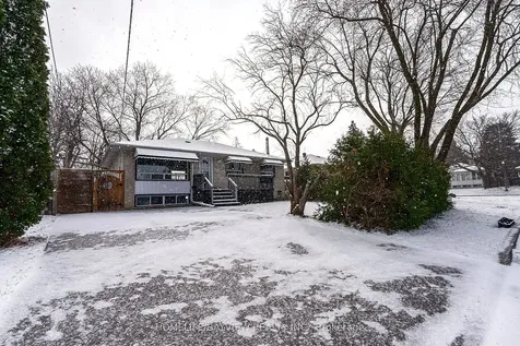 139 Felix Road Richmond Hill ON L4C 3M4