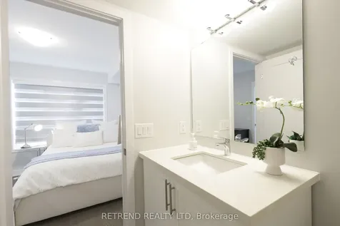 8 Guardhouse Crescent Markham ON L6C 3J7