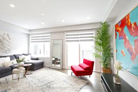 8 Guardhouse Crescent Markham ON L6C 3J7