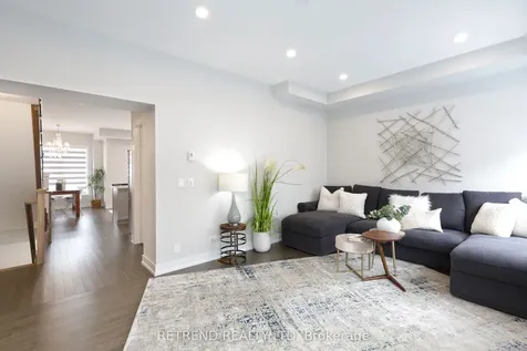 8 Guardhouse Crescent Markham ON L6C 3J7