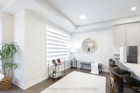 8 Guardhouse Crescent Markham ON L6C 3J7