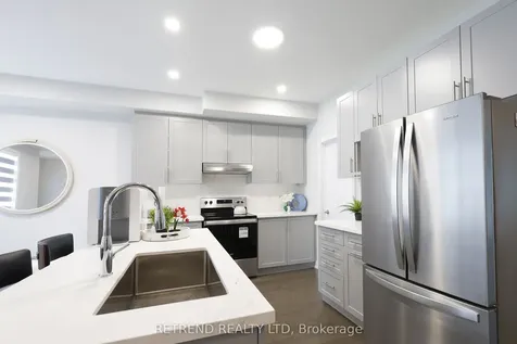8 Guardhouse Crescent Markham ON L6C 3J7