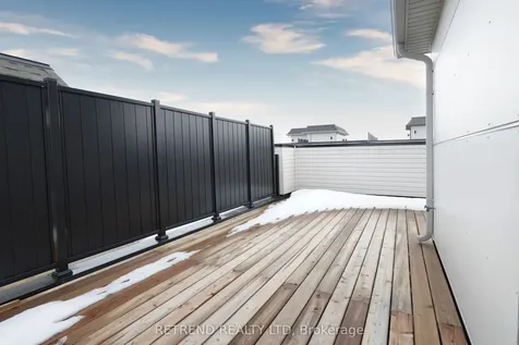 8 Guardhouse Crescent Markham ON L6C 3J7