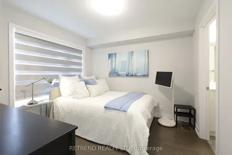 8 Guardhouse Crescent Markham ON L6C 3J7