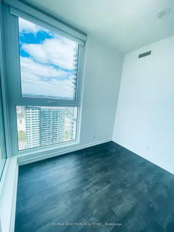 1000 Portage Parkway Vaughan ON L4K 0L1