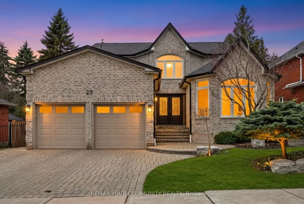 29 Mcgee Crescent Aurora ON L4G 6L8