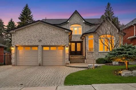 29 Mcgee Crescent Aurora ON L4G 6L8