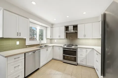29 Mcgee Crescent Aurora ON L4G 6L8