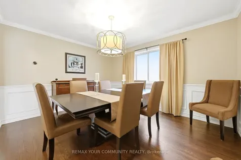 29 Mcgee Crescent Aurora ON L4G 6L8