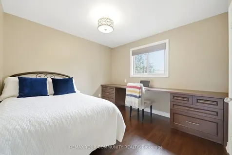 29 Mcgee Crescent Aurora ON L4G 6L8