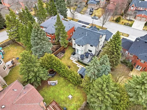 29 Mcgee Crescent Aurora ON L4G 6L8