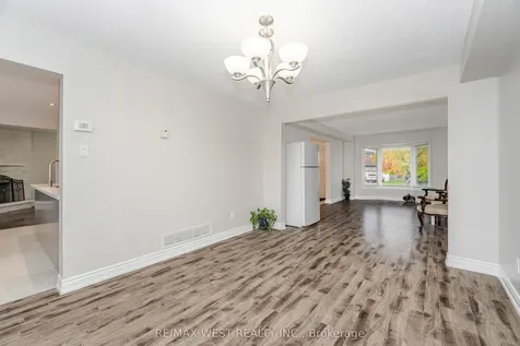 86 Dina Road Vaughan ON L6A 1L7