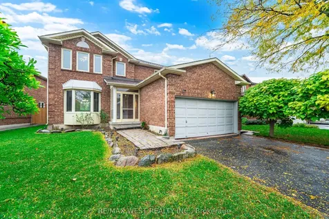 86 Dina Road Vaughan ON L6A 1L7