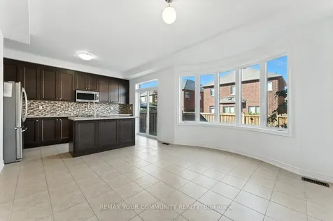 23 Lucida Court Whitchurch-stouffville ON L4A 1S1