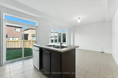 23 Lucida Court Whitchurch-stouffville ON L4A 1S1