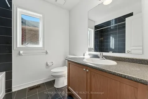 23 Lucida Court Whitchurch-stouffville ON L4A 1S1