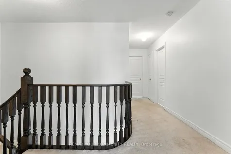 23 Lucida Court Whitchurch-stouffville ON L4A 1S1