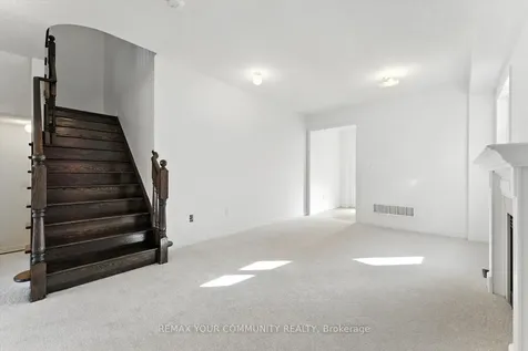 23 Lucida Court Whitchurch-stouffville ON L4A 1S1