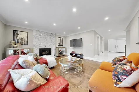 186 Wigwoss Drive Vaughan ON L4L 4H2