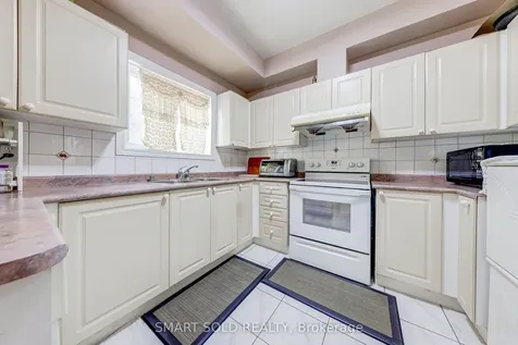 190 Harding Boulevard W Richmond Hill ON L4C 0J9