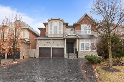 92 Heintzman Crescent Vaughan ON L6A 4T1