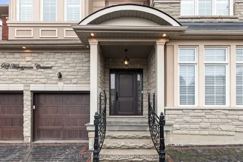 92 Heintzman Crescent Vaughan ON L6A 4T1