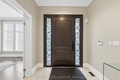 92 Heintzman Crescent Vaughan ON L6A 4T1