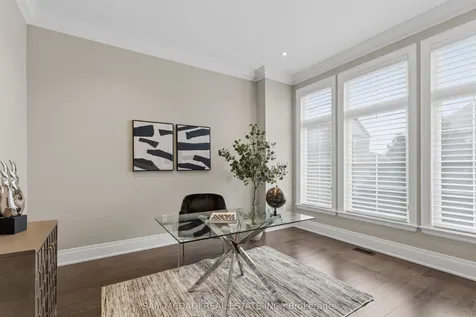 92 Heintzman Crescent Vaughan ON L6A 4T1