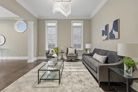 92 Heintzman Crescent Vaughan ON L6A 4T1