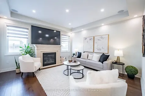 170 Fallharvest Way Whitchurch-stouffville ON L4A 5A2