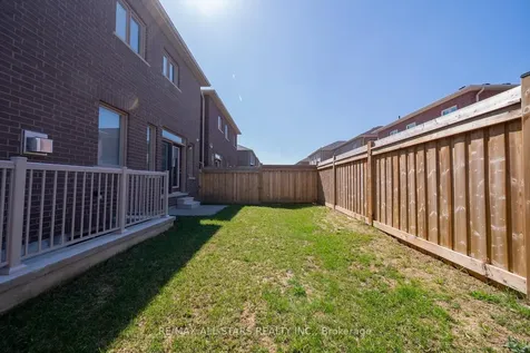 170 Fallharvest Way Whitchurch-stouffville ON L4A 5A2