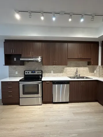 33 Clegg Road Markham ON L6G 0G6
