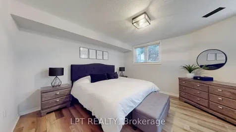 75 Weldrick Road E Richmond Hill ON L4C 0H9