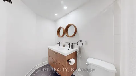 75 Weldrick Road E Richmond Hill ON L4C 0H9
