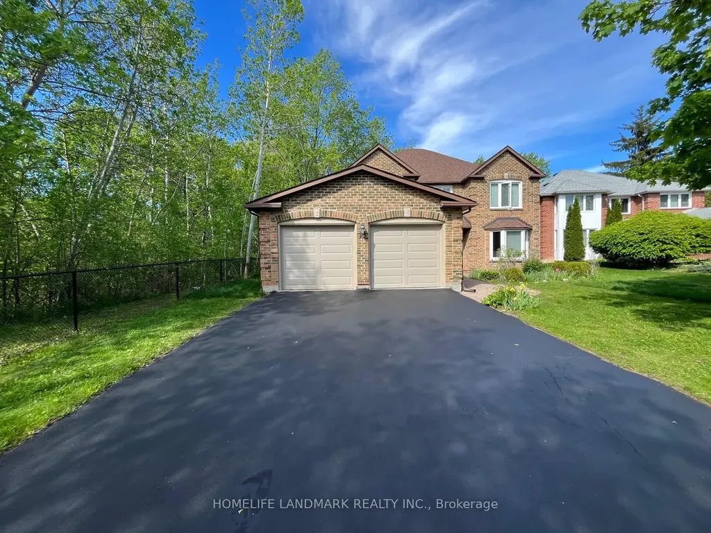 16 Willis Drive Aurora ON L4G 5N8