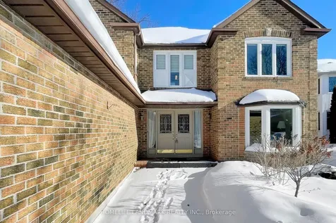 16 Willis Drive Aurora ON L4G 5N8